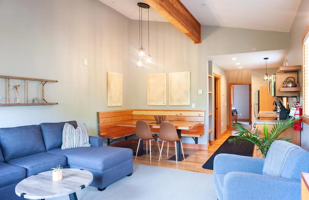 The Suites On Main-1
