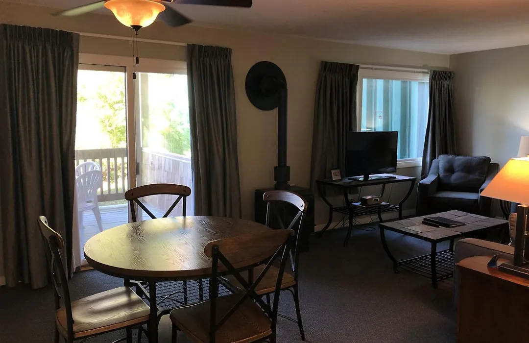 Mountainside Resort III-1