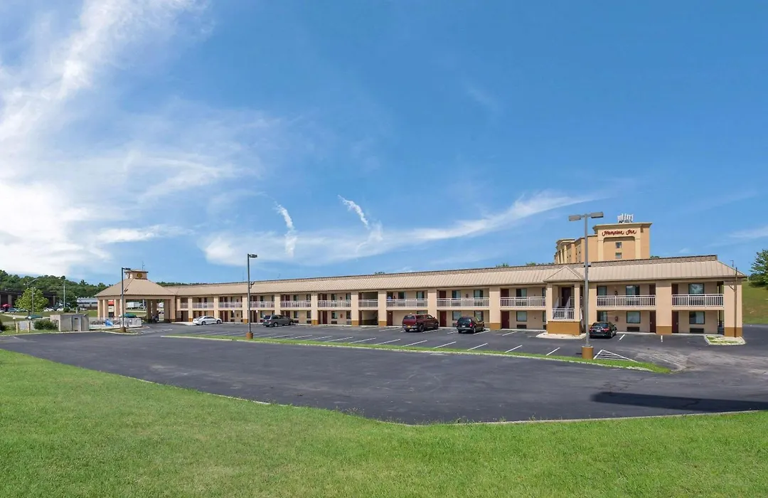 Econo Lodge Inn & Suites Knoxville East-1
