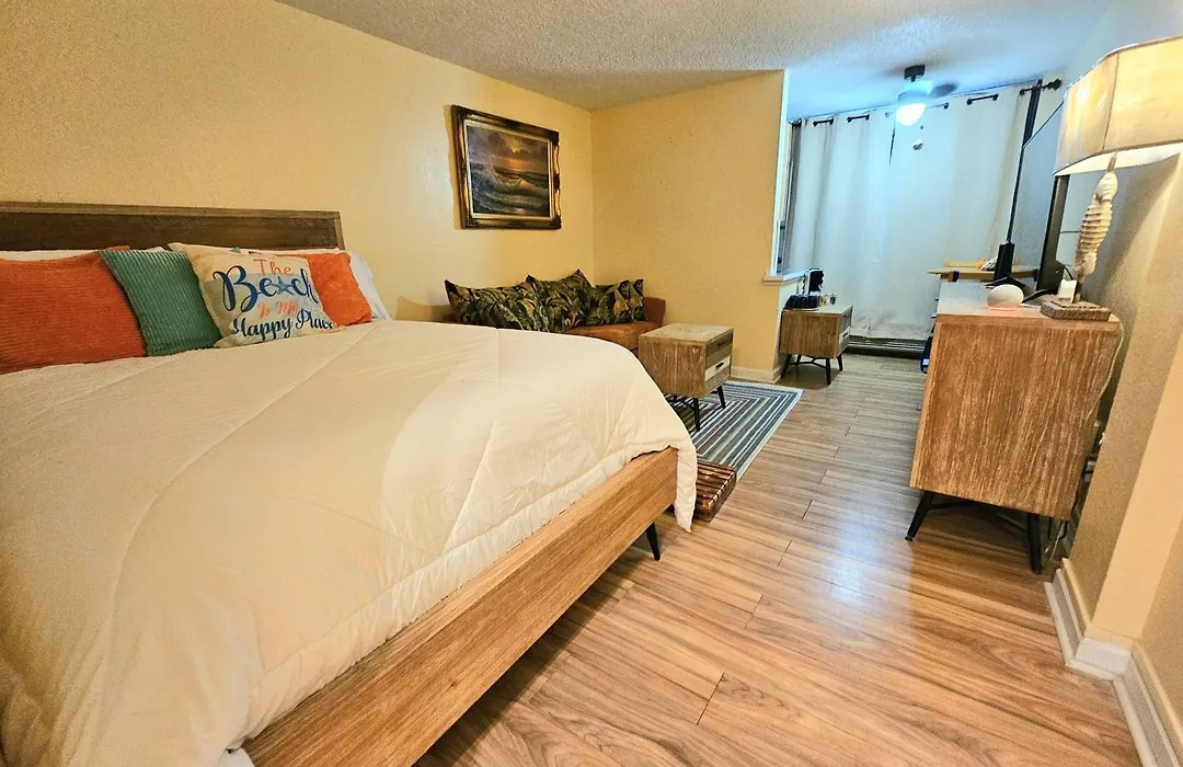 Oceanfront Escape With 2 Pools!-1
