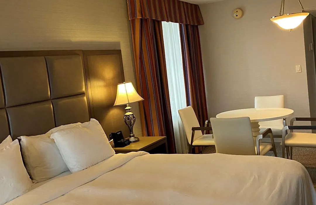 Radisson Hotel Hauppauge-Long Island-1