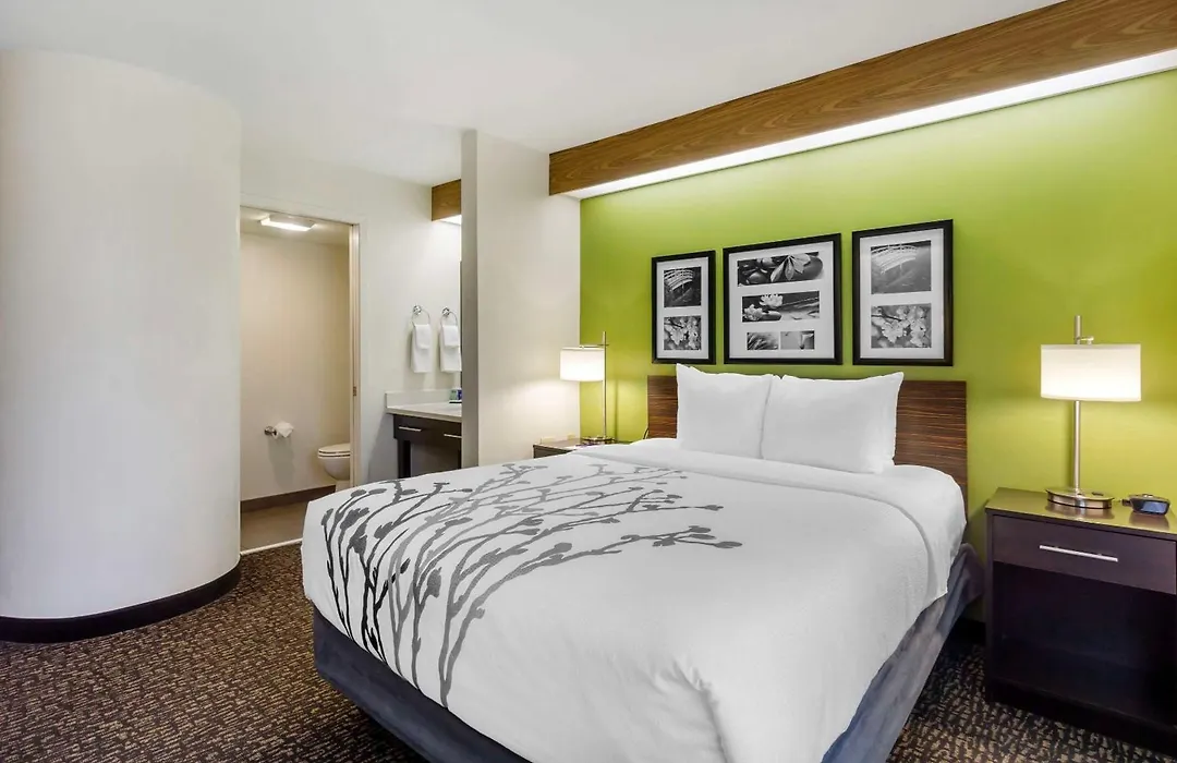 Sleep Inn Sea Tac Airport-1