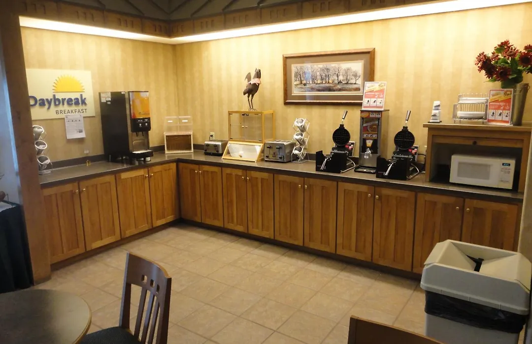 Days Inn By Wyndham Rapid City-1