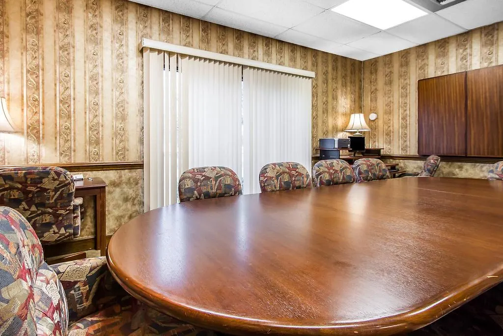 Executive Inn And Suites-1