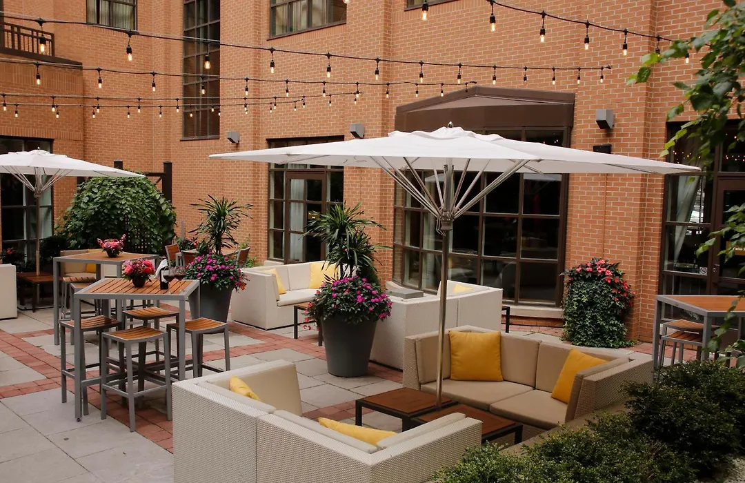 The Yorkville Royal Sonesta Hotel Toronto-1