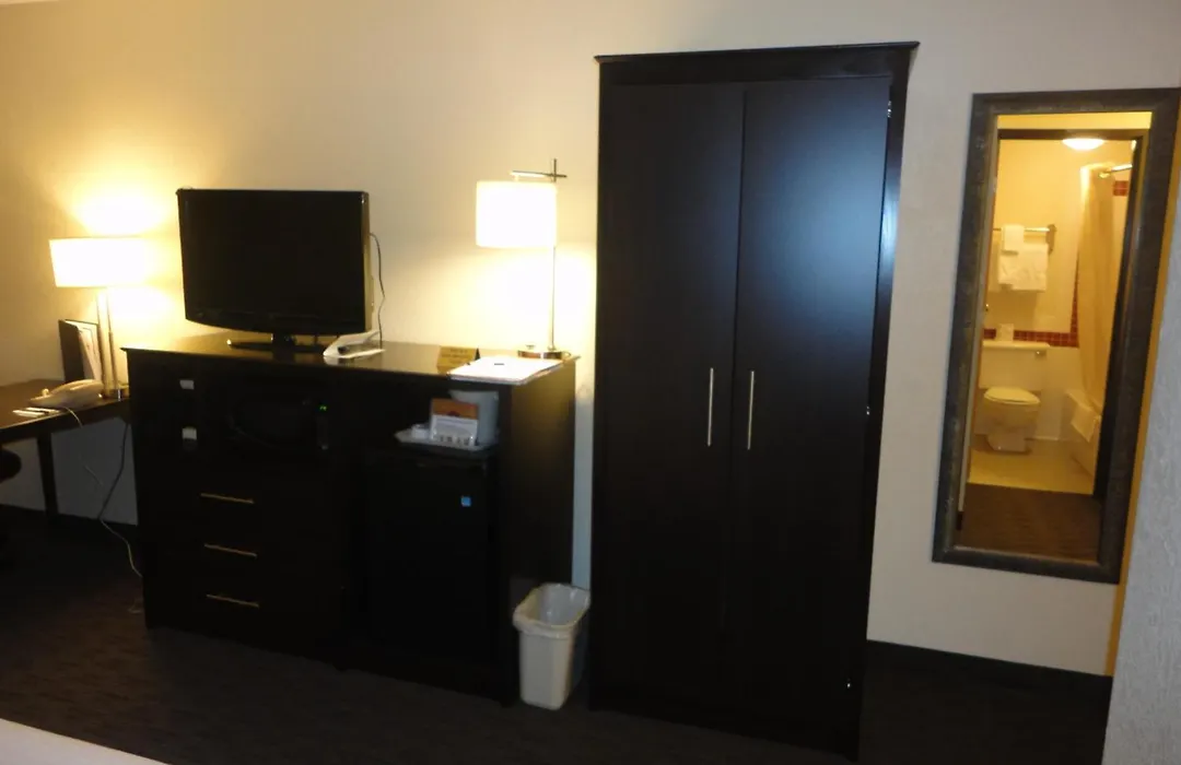 Baymont By Wyndham Owatonna-1