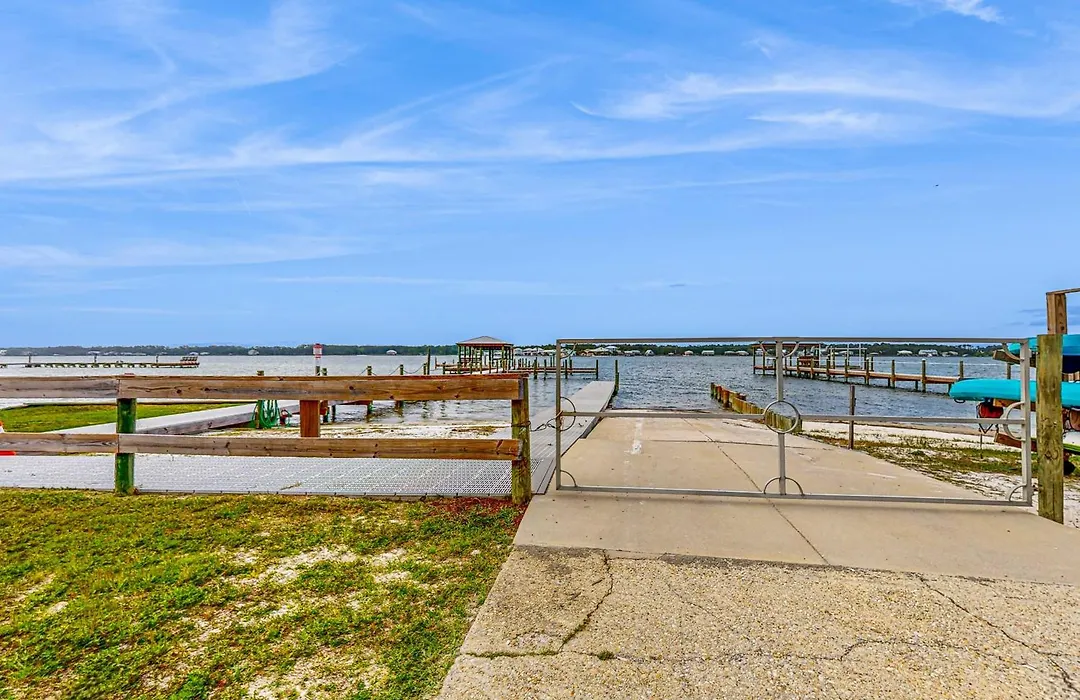Gulf Shores Surf & Racquet Club 206C-1