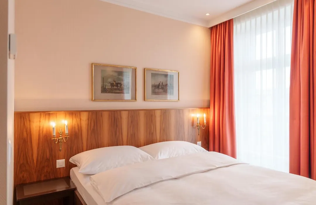 Hotel Schweizerhof Basel-1