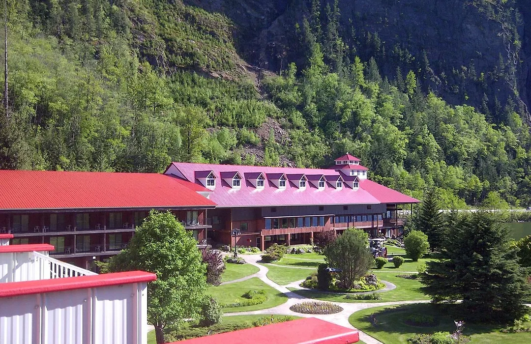 Three Valley Lake Chateau-1