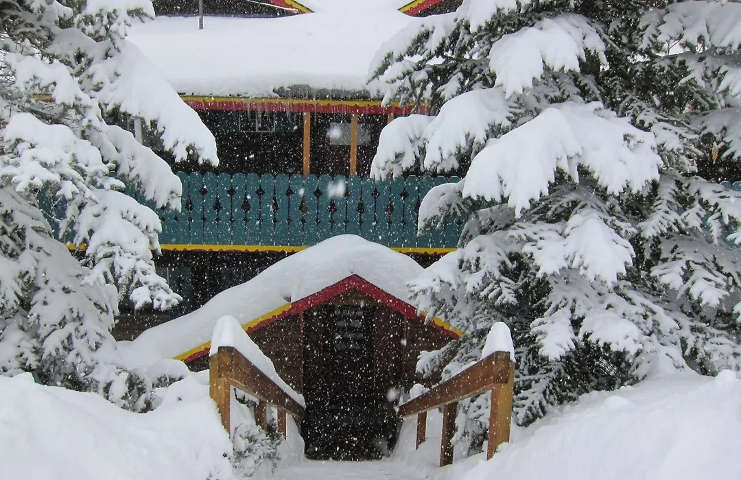 Chateau Apres Lodge-1