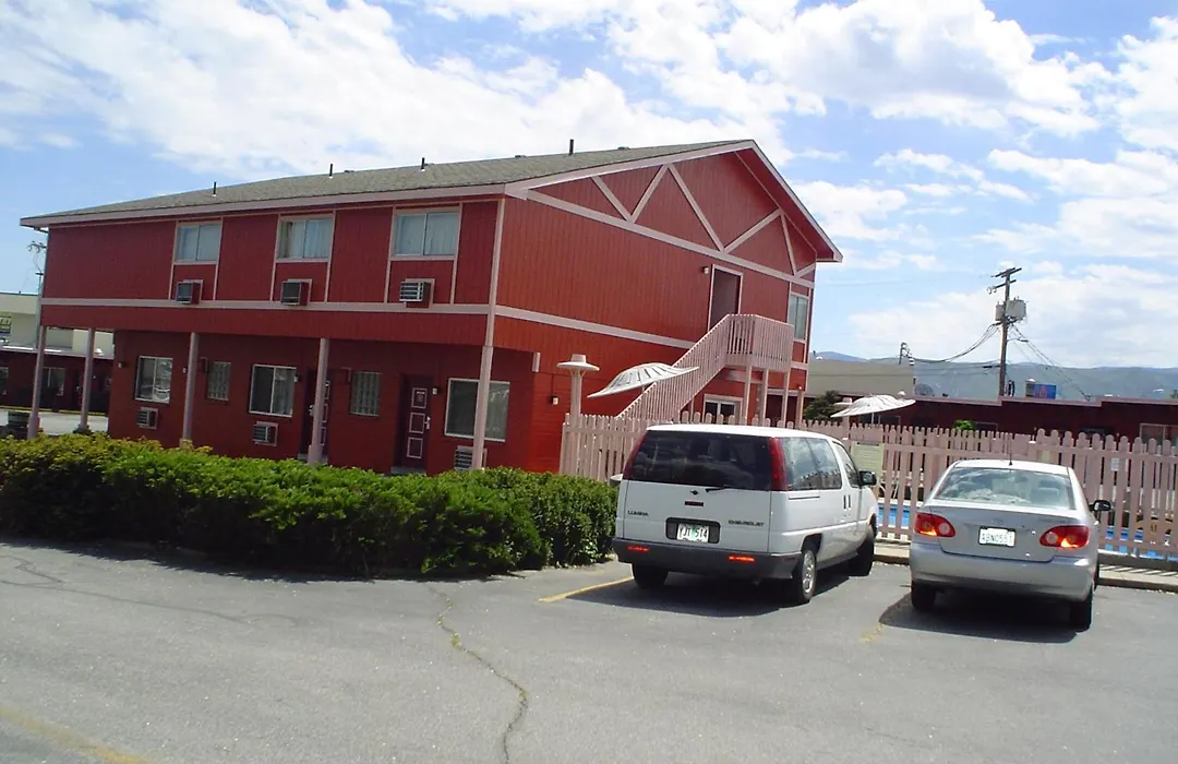 Avenue Motel Wenatchee-1