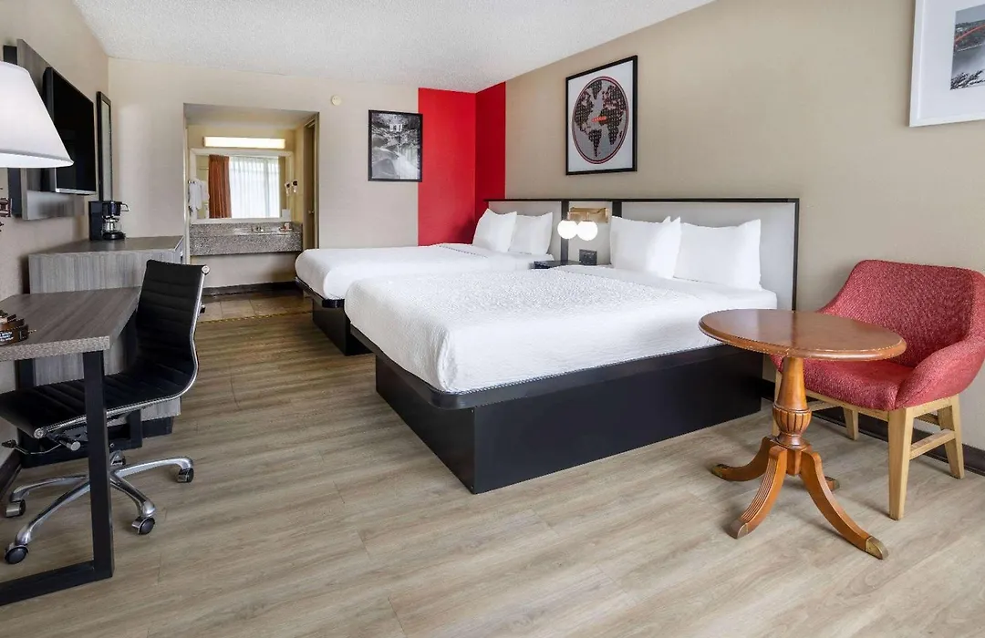 Ramada By Wyndham Rome - Verona-1