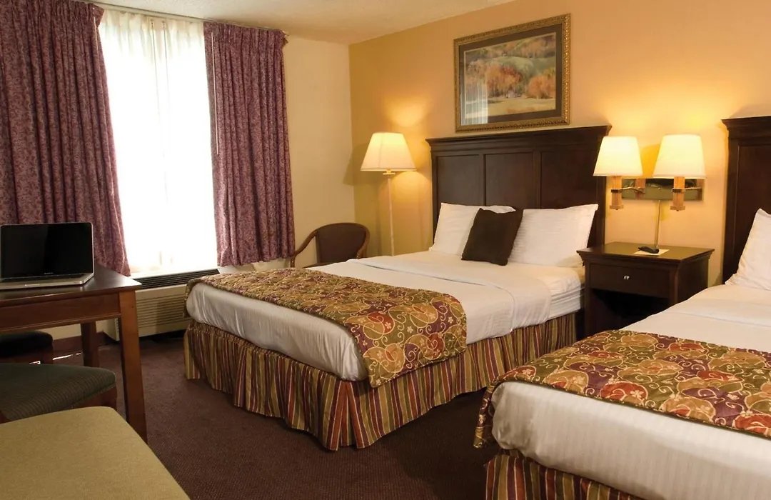 Lamplighter Inn-South-1