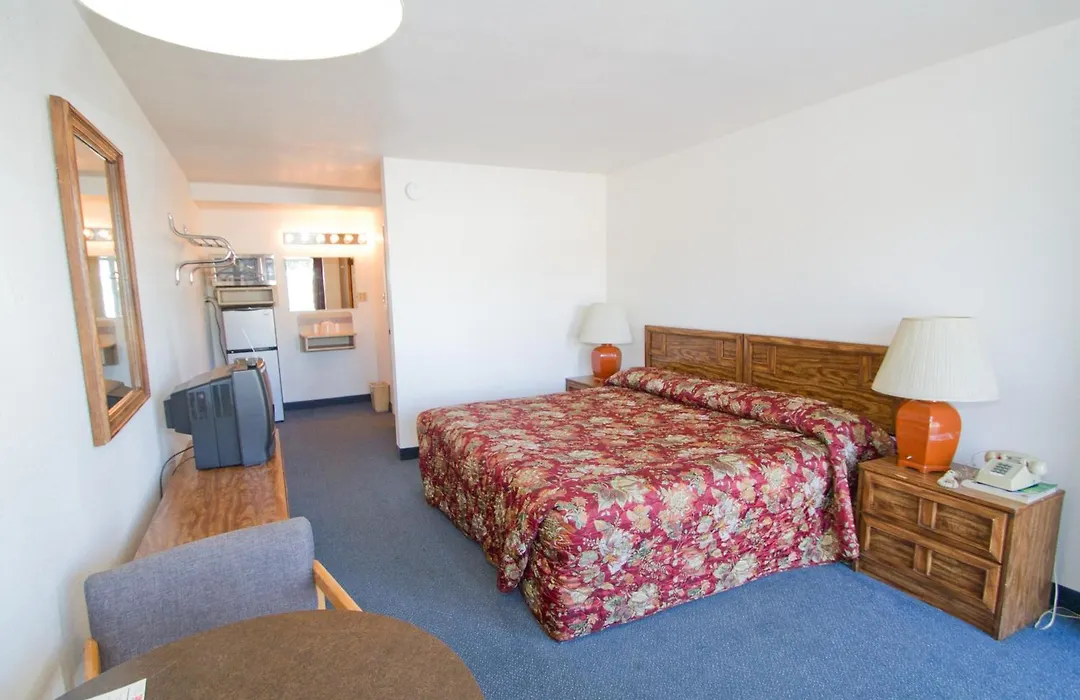 Brooks St. Motor Inn-1