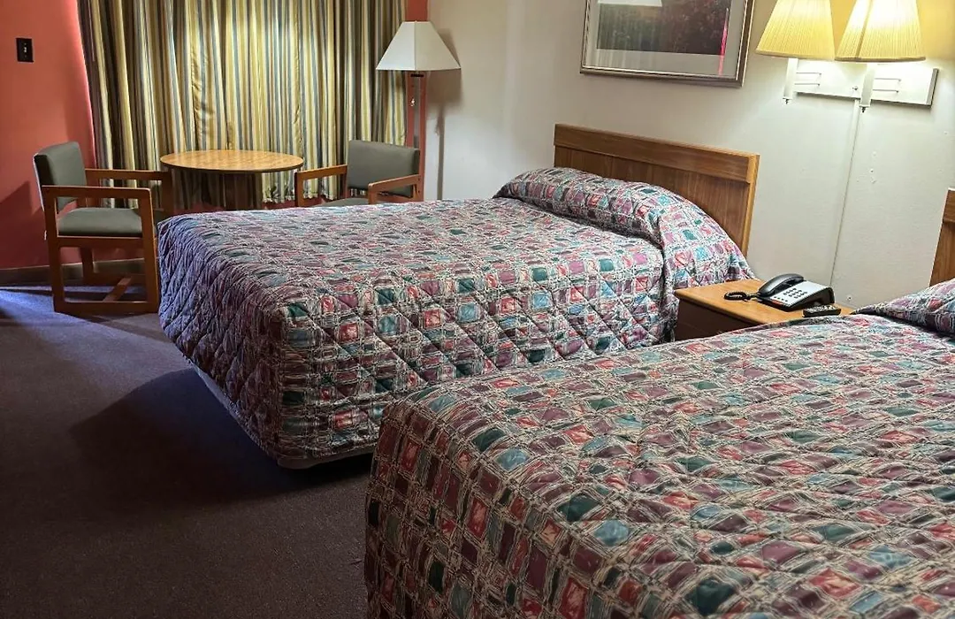Budget Inn - Scottsboro-1