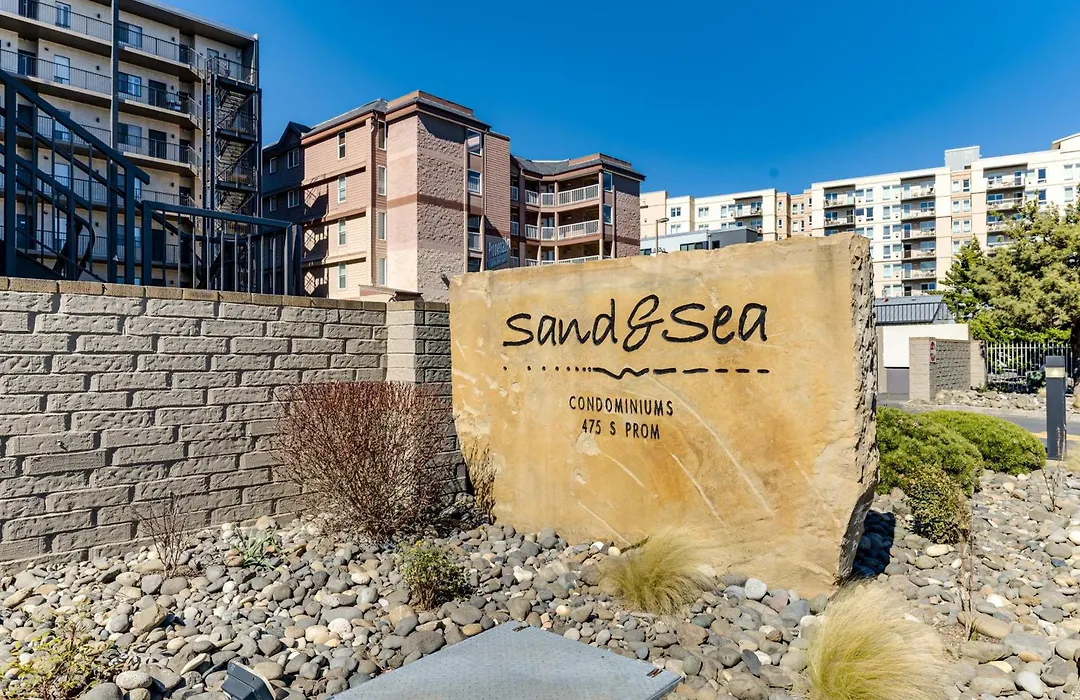 Sand & Sea: Pacific View-1