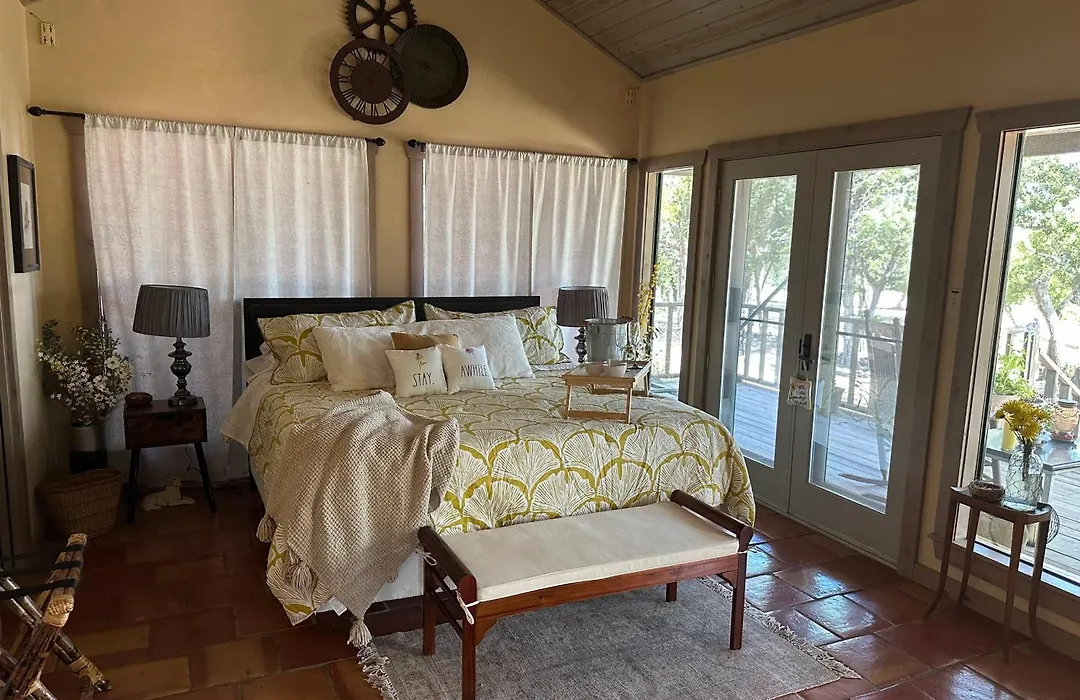 Around The Bend Bungalow-1