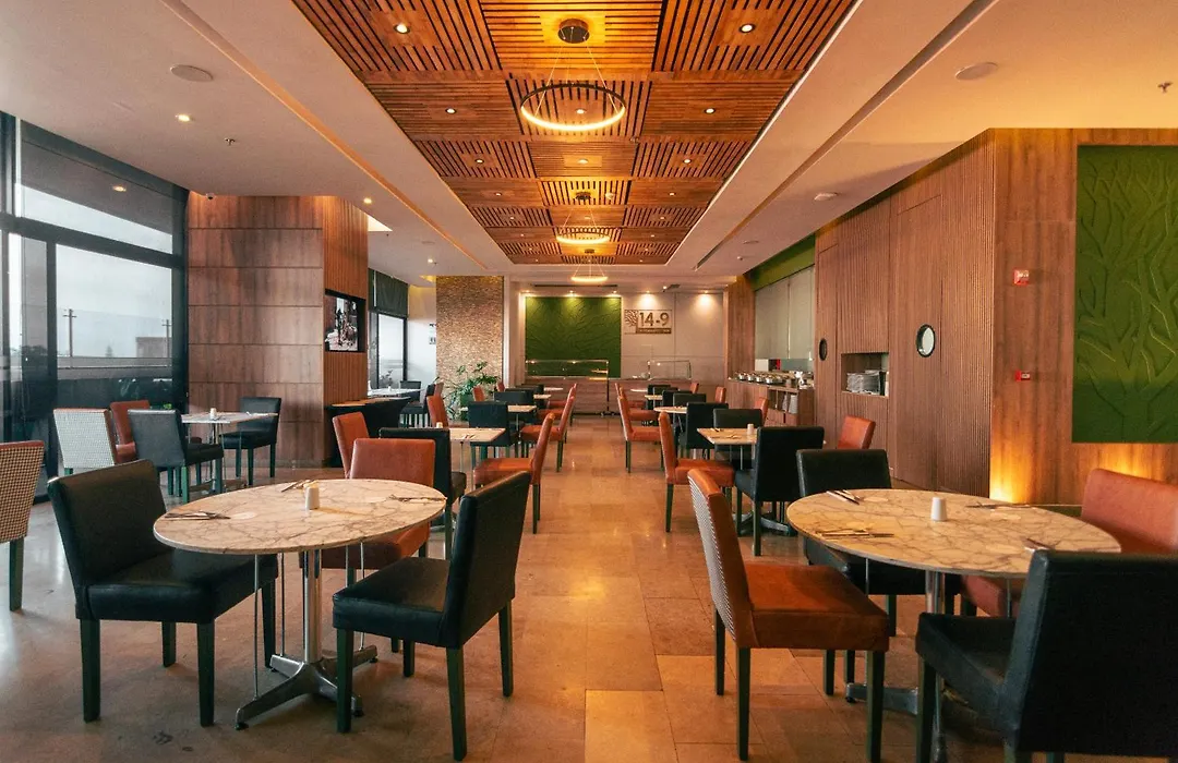 Hotel Mocawa Plaza Armenia-1