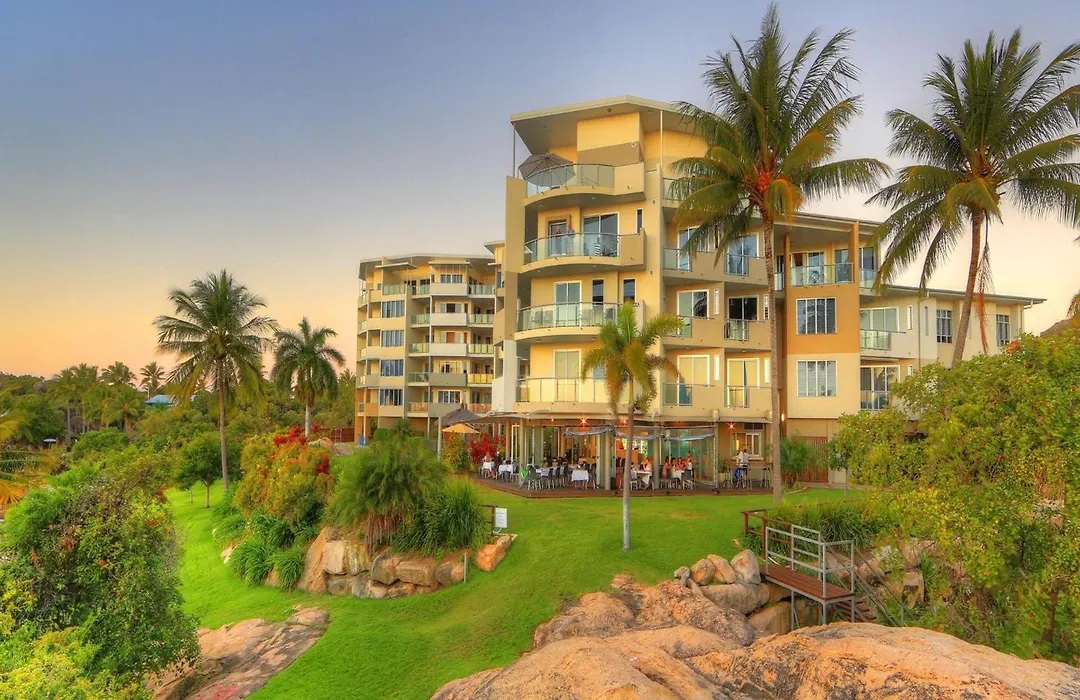 Coral Cove Apartments - Absolute Beachfront Resort Bowen-1