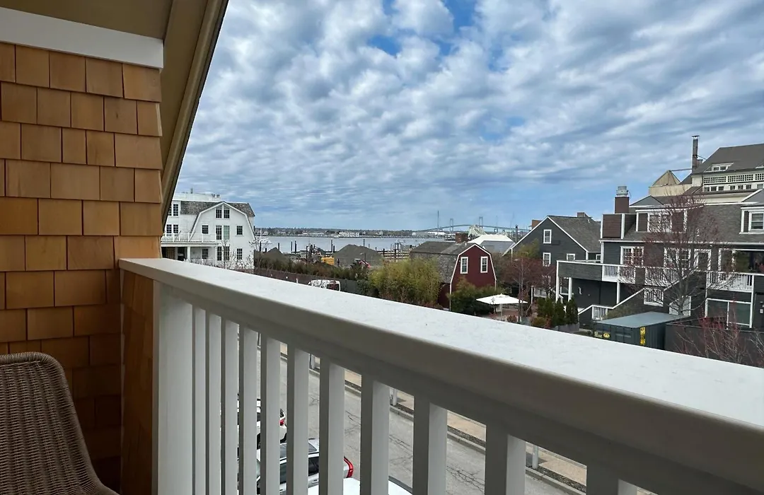 Harborside Inn-1