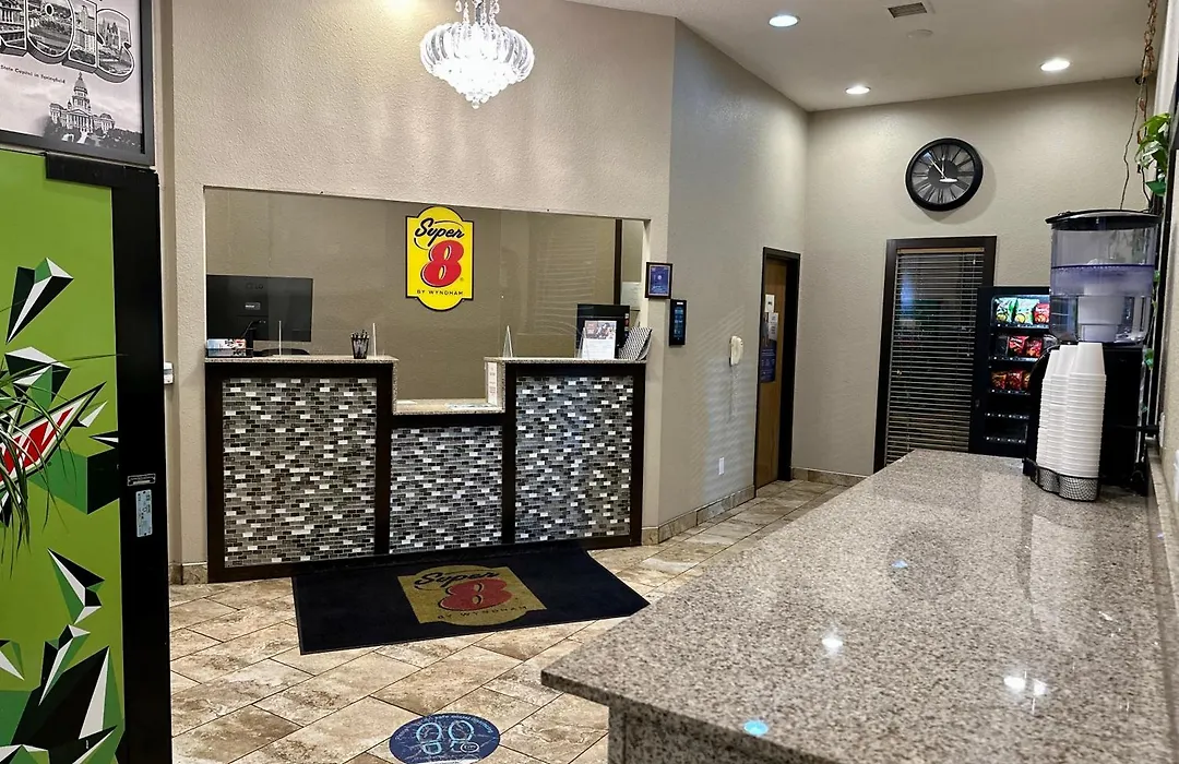 Super 8 By Wyndham Mount Vernon, Il-1