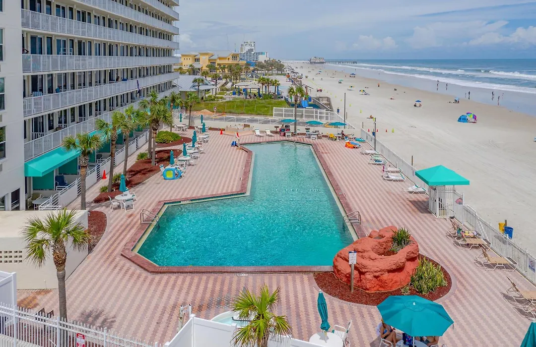 Harbour Beach Resort - Direct Oceanfront, Private Balcony !-1