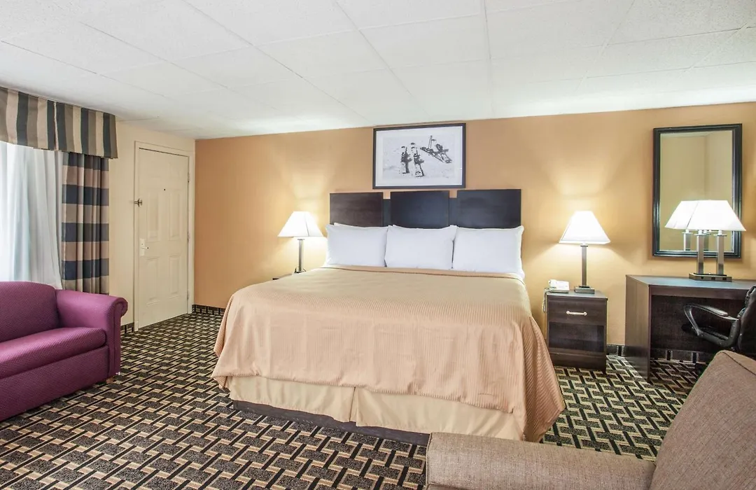 Travelodge By Wyndham South Burlington-1