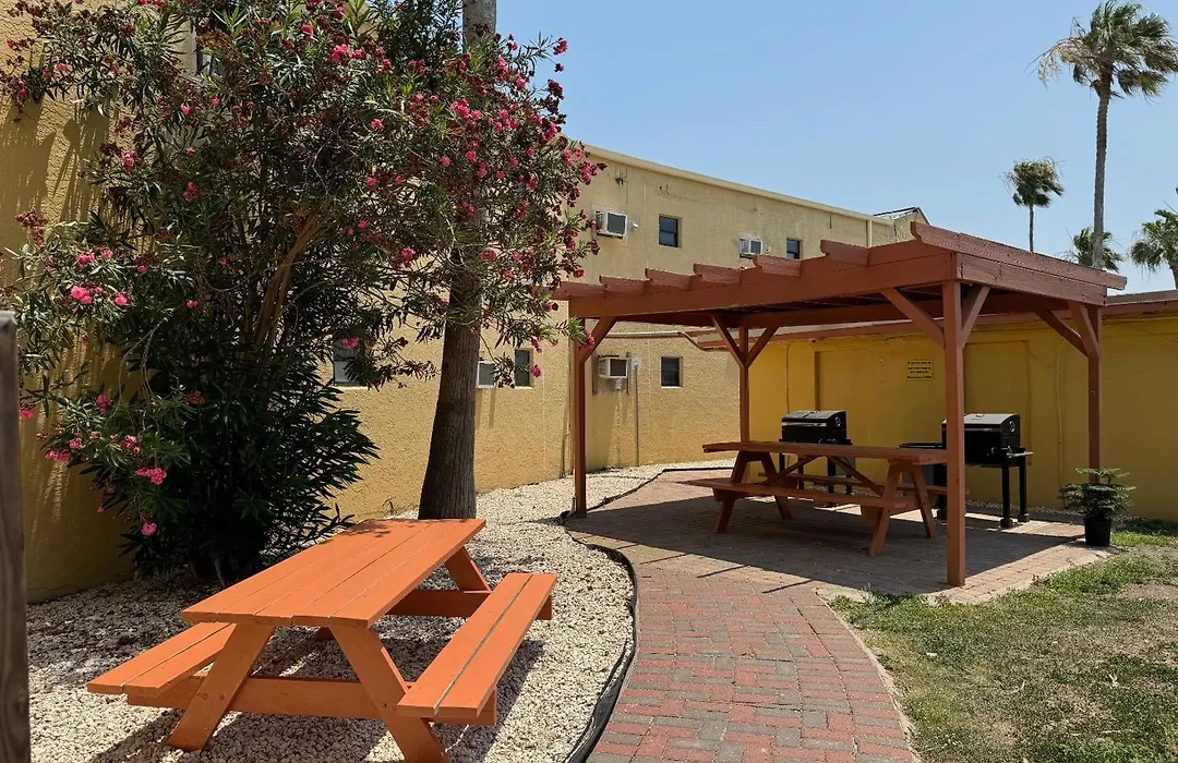 Southwind Inn-1