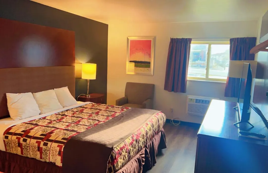 Rodeway Inn Rifle-1