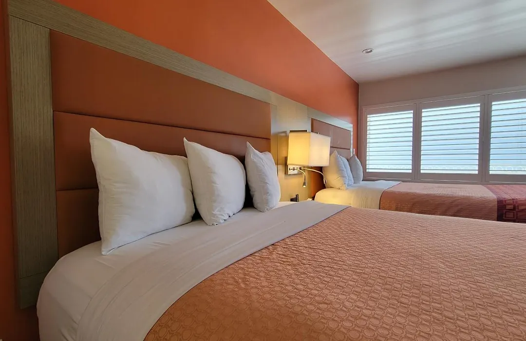 Presidio Parkway Inn-1