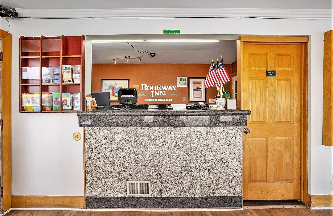 Rodeway Inn Grand Haven-1