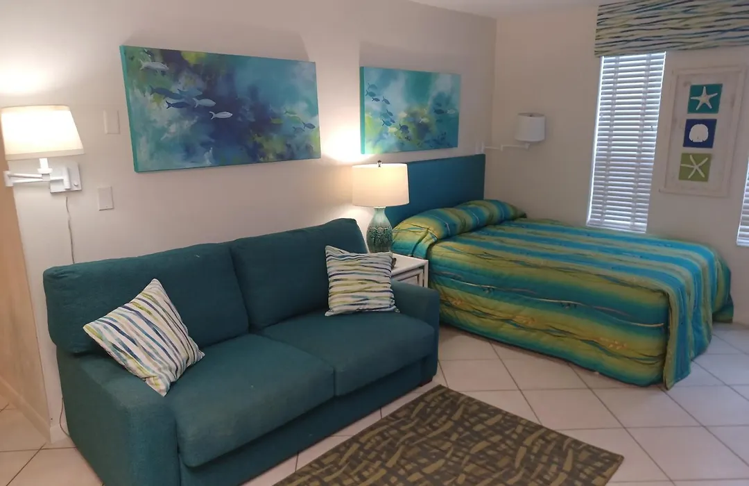 Islander Beach Resort - New Smyrna Beach-1