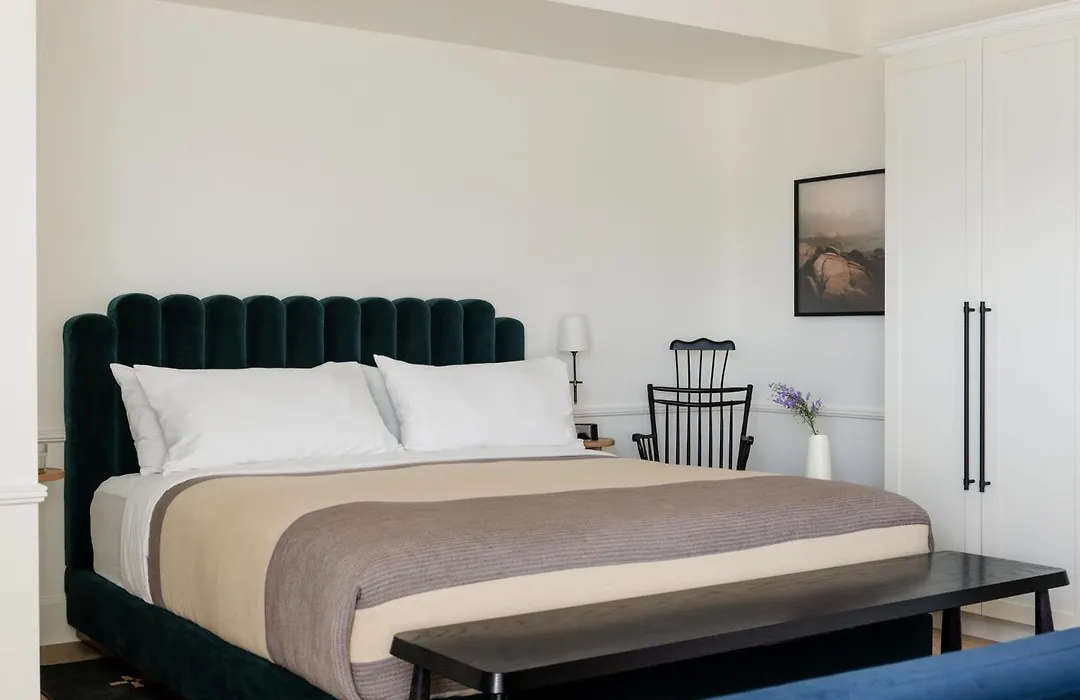 Longfellow Hotel-1