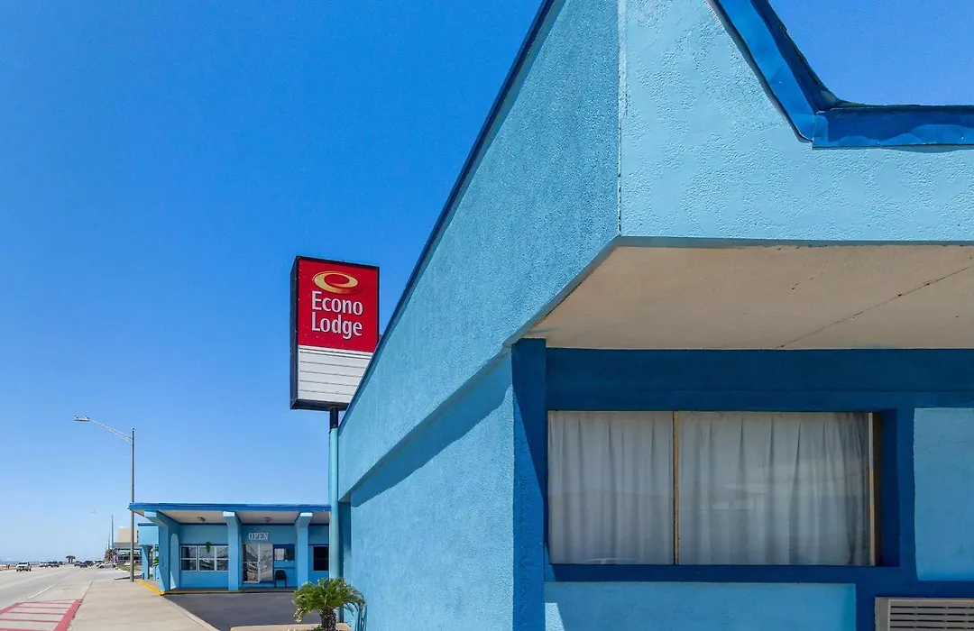 Econo Lodge Galveston Seawall-1