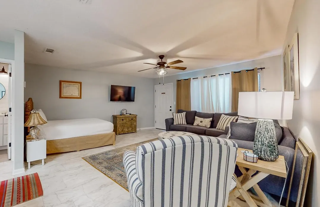 Hidden Beach Villas 215-1
