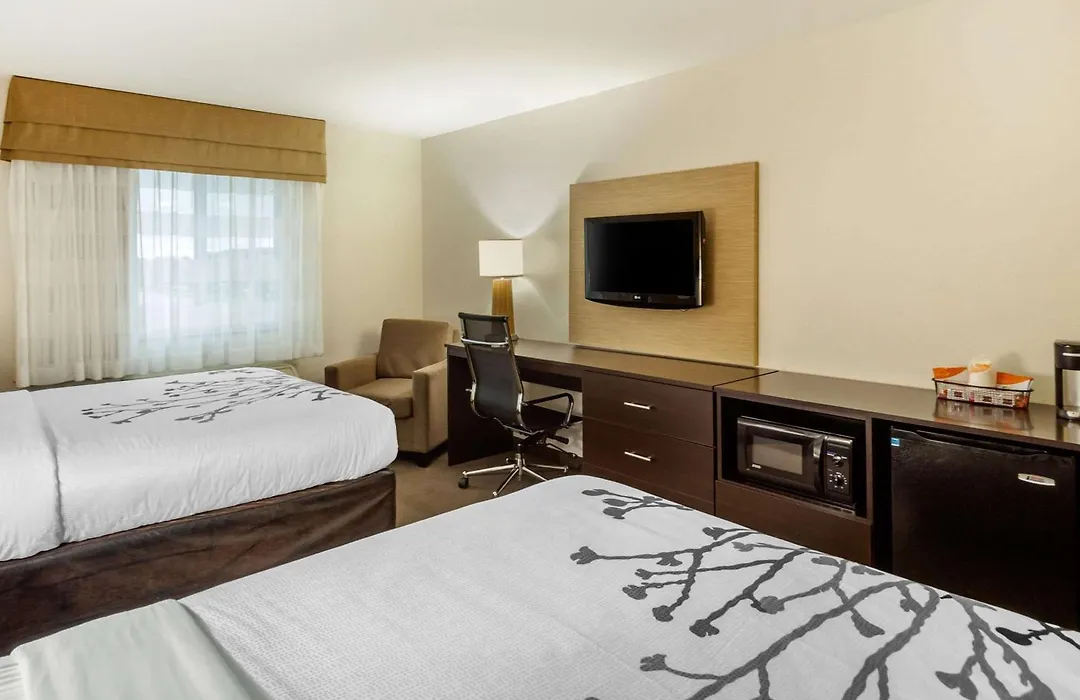 Sleep Inn & Suites Grand Forks Near Alerus Center-1