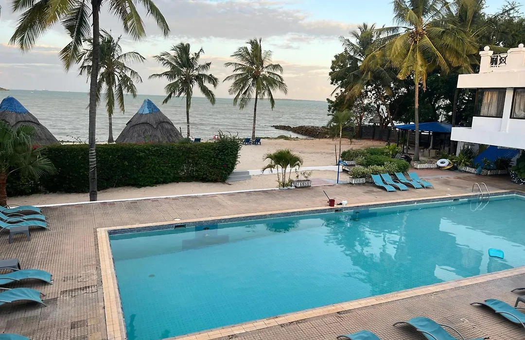Beachcomber Hotel And Resort-1
