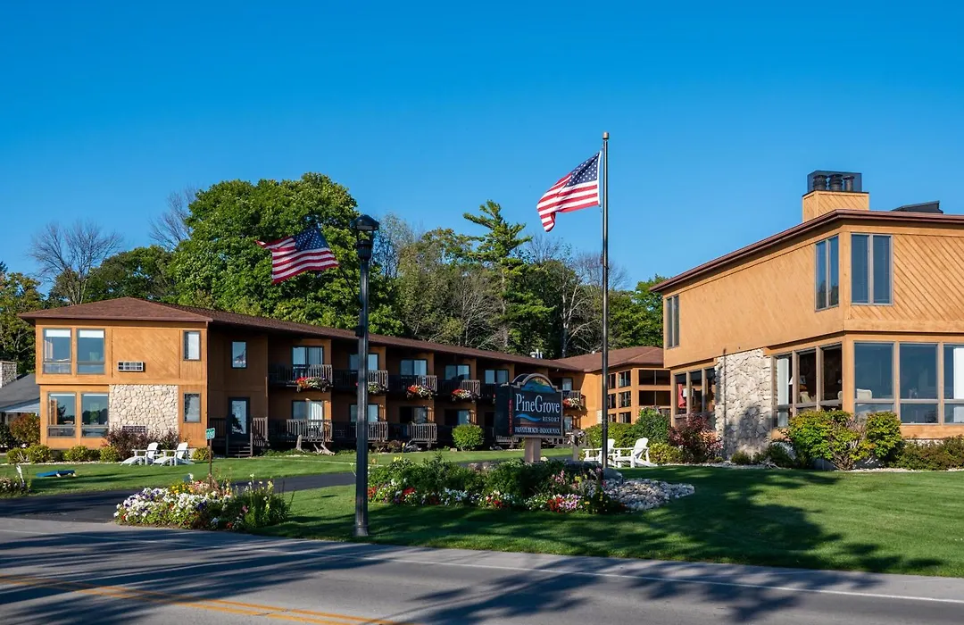 Pine Grove Resort-1