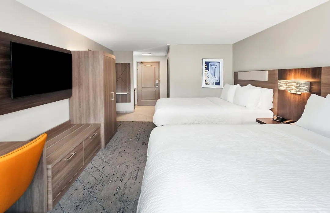Holiday Inn Express & Suites Port Washington By Ihg-1