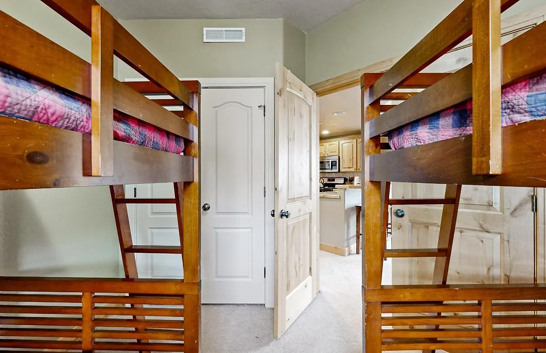 North Fox Hollow Haven Unit F-1