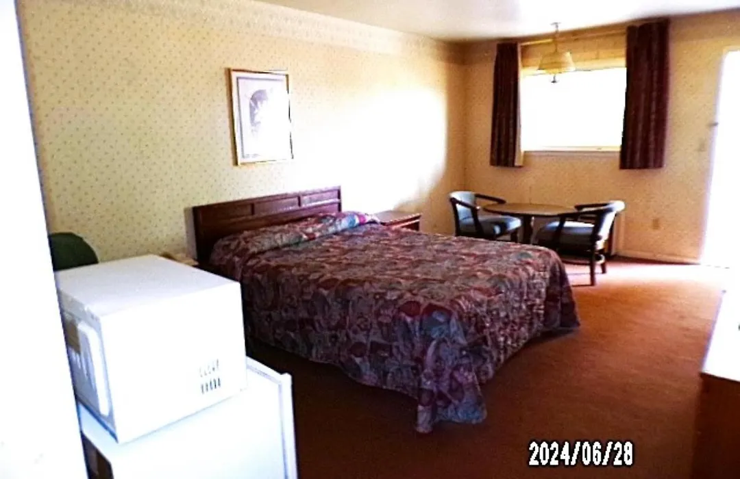 Relax Inn-1