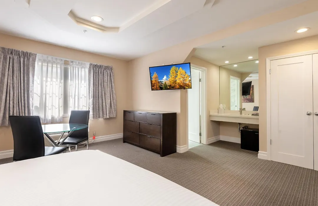Wilshire Crest Hotel-1