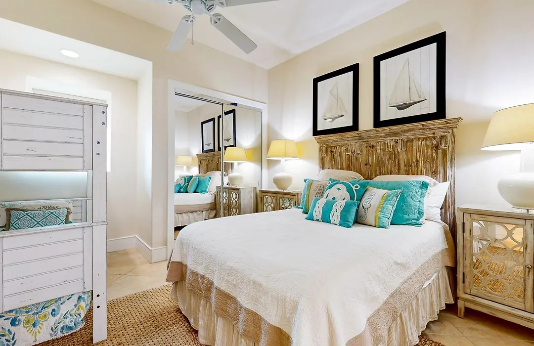 Turquoise Place #2205C-1