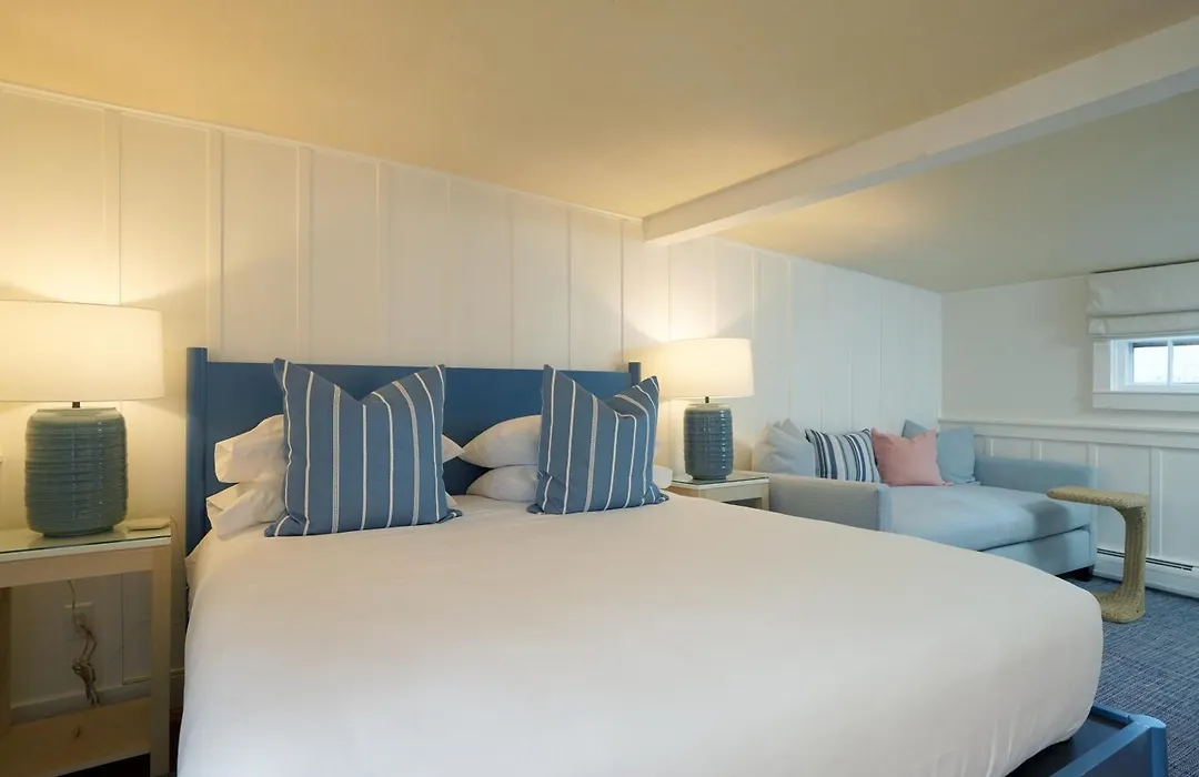 76 Main Ink Press Hotel-1