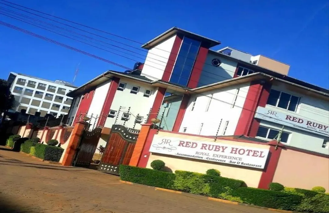 Red Ruby Hotel-1