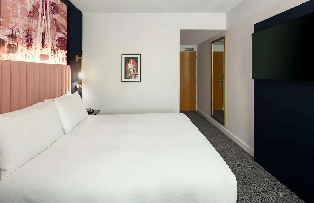 Doubletree By Hilton Leeds-1