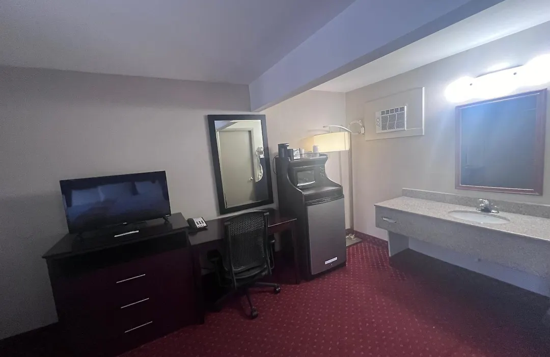 Rodeway Inn & Suites Hershey Chocolate Avenue-1