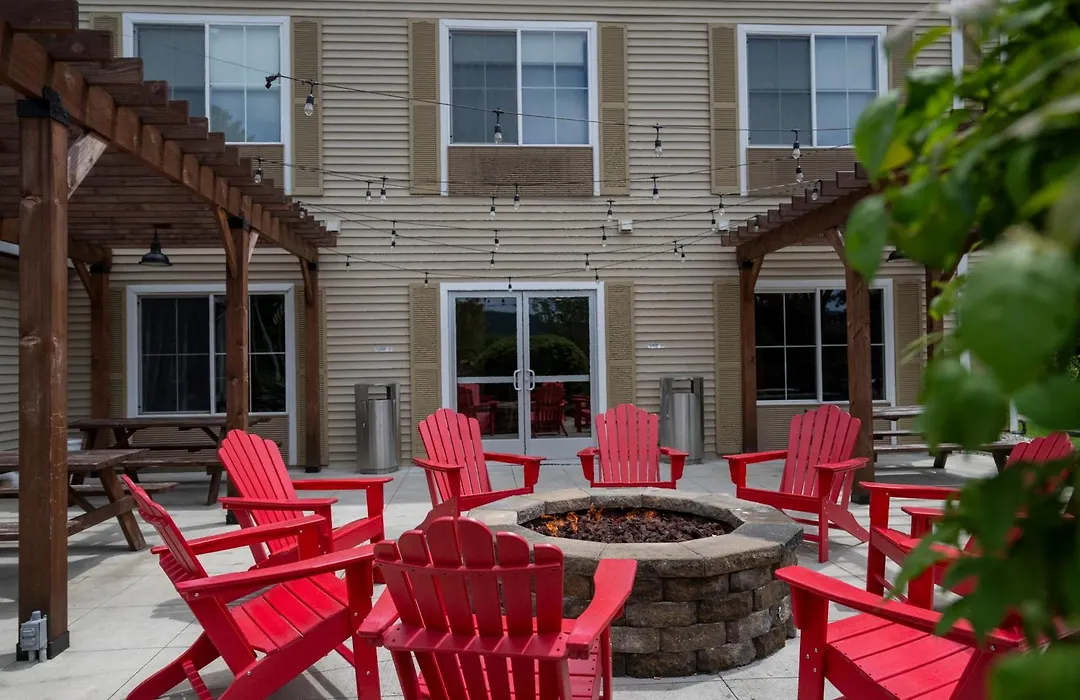 Country Inn & Suites By Radisson, Queensbury - Lake George , Ny-1