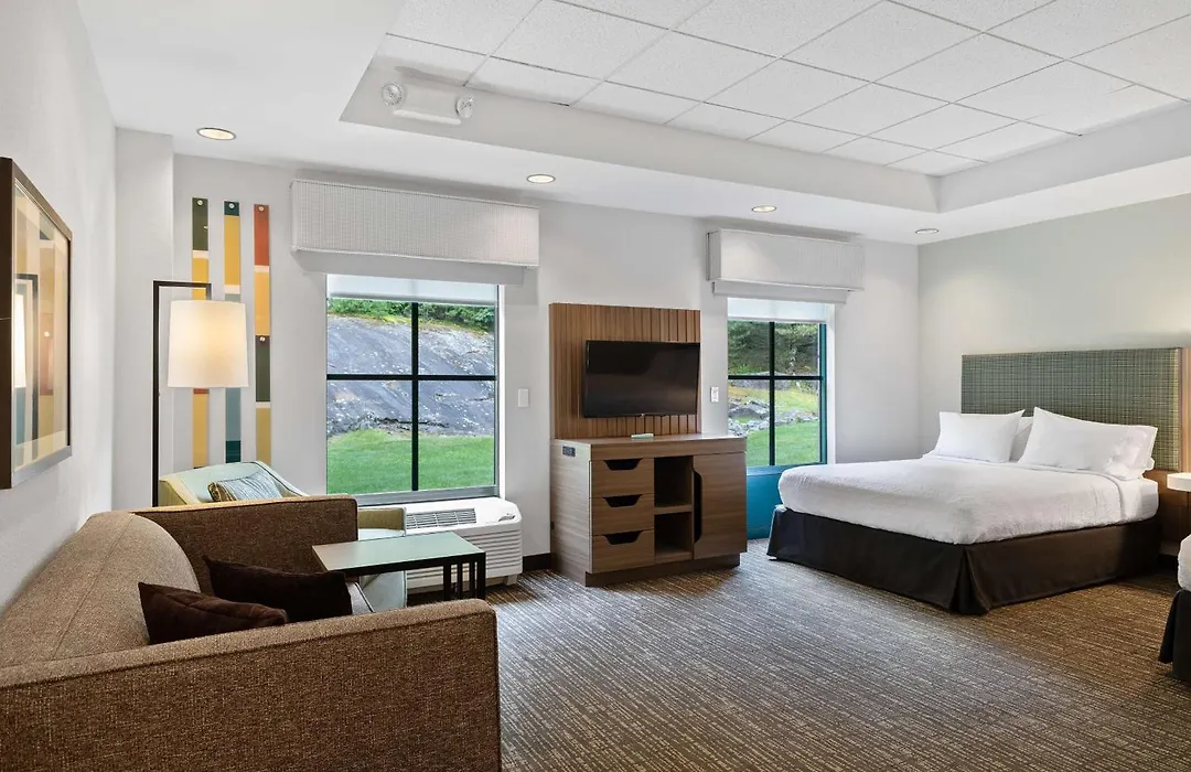 Hampton Inn & Suites Lake George-1