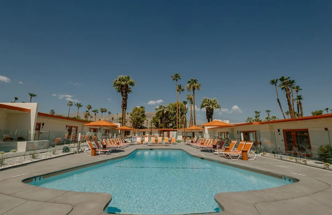 Mojave Resort - Adults Only-1